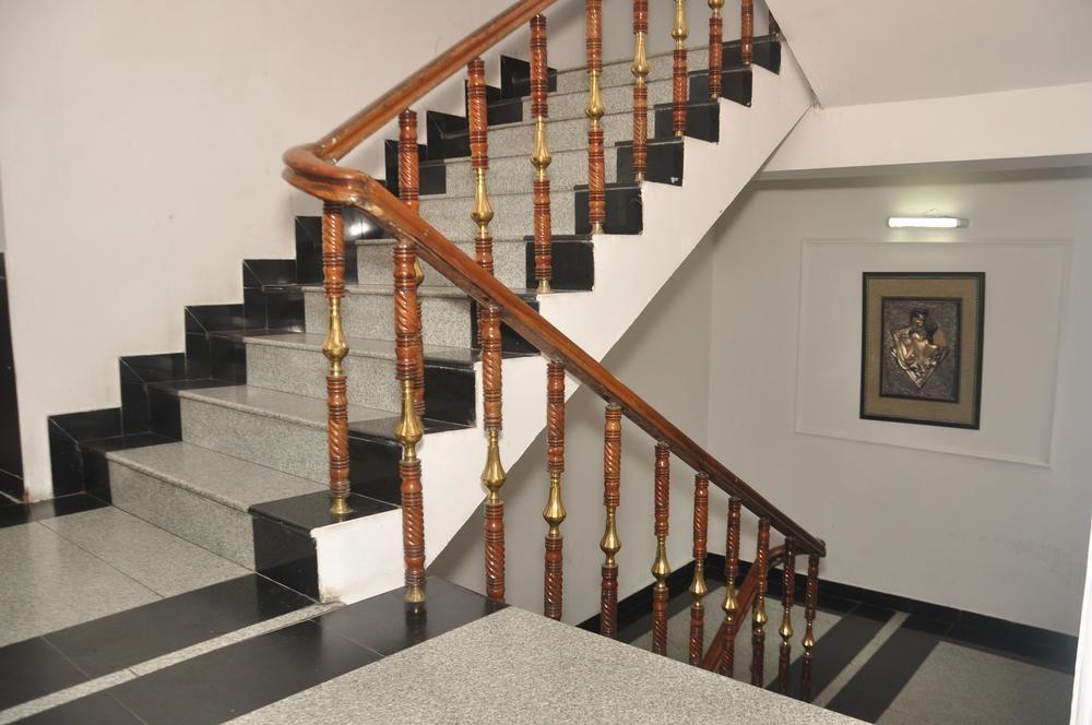 Hotel Aachman Regency Shimla Extérieur photo