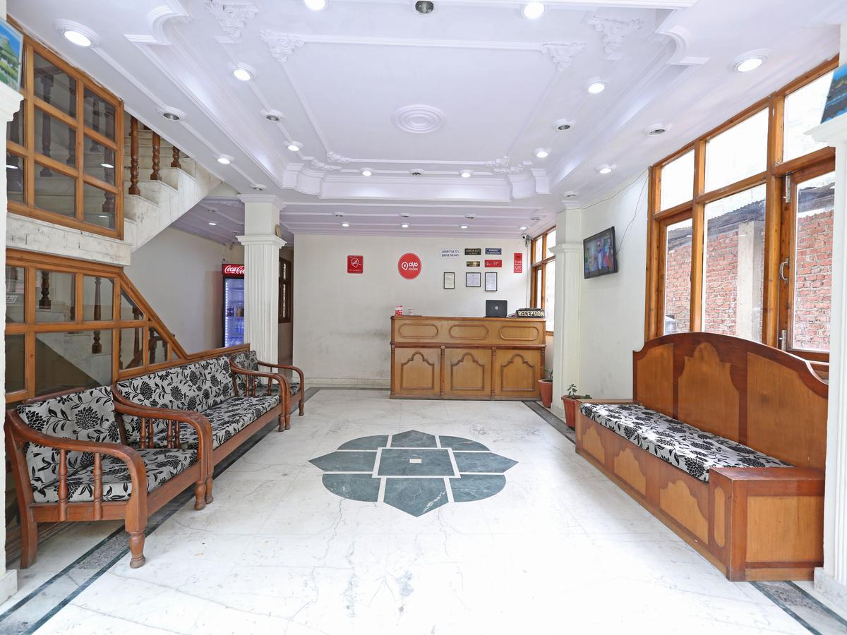 Hotel Aachman Regency Shimla Extérieur photo